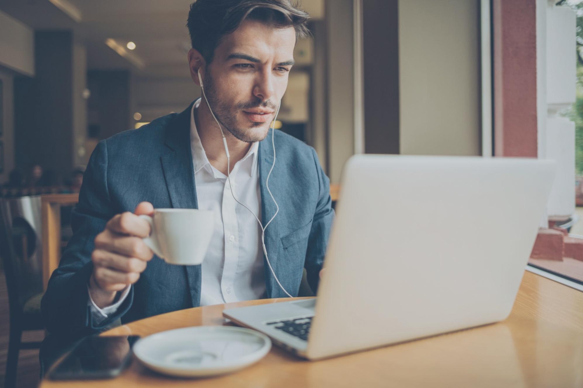 Environnement de développement d'applications mobiles et outils de programmation